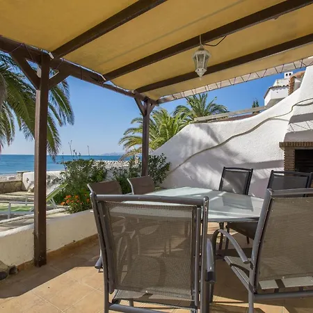 Apartment Mistral Seafront By Marcalma